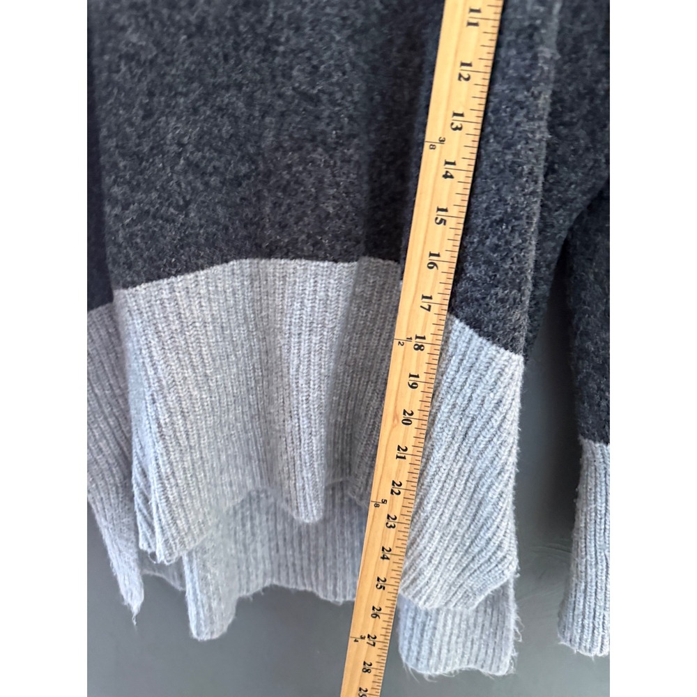 Michael Kors Womens Mock Neck Colorblock High Low Knit Sweater Gray XL - Picture 8 of 9